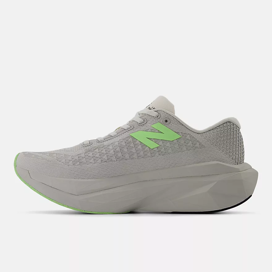 New Balance Fuel Cell Supercomp Trainer V4 2E Wide Mens - Image 2