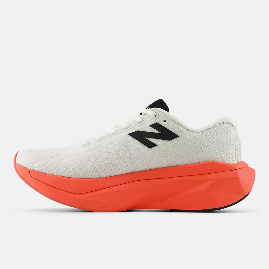 New Balance Fuel Cell Supercomp Trainer V3 2E Wide Mens - Image 2