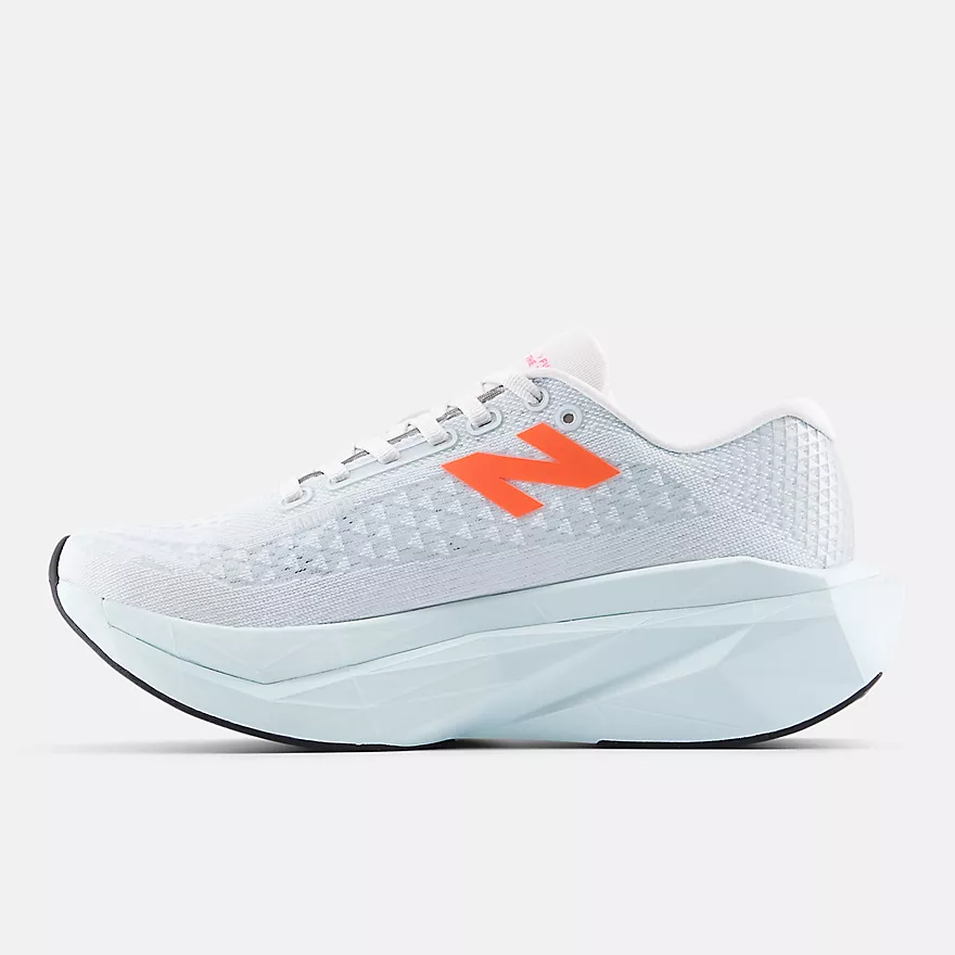New Balance FuelCell Supercomp Trainer V3 Womens - Image 2